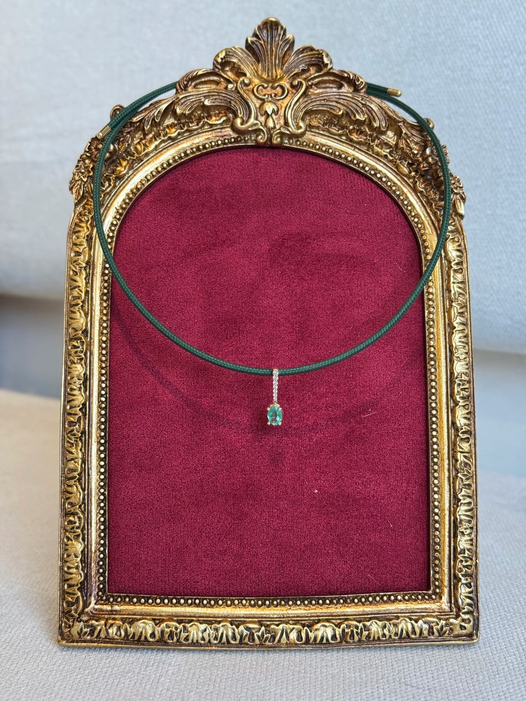 14K Emerald Thread Necklace