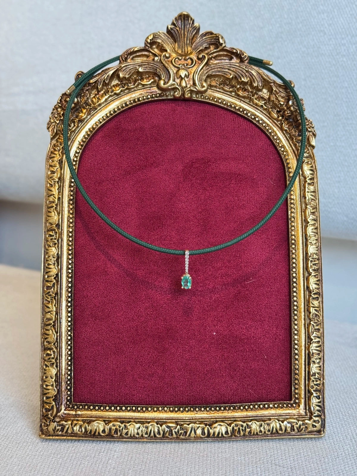 14K Emerald Thread Necklace